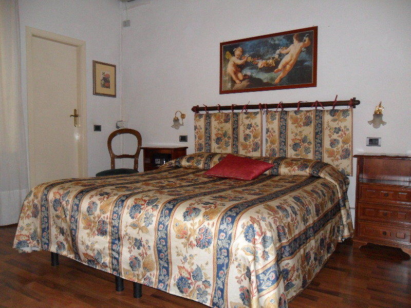 Piccolo Con Access Ztl !!! ɲel ƈentro Storico Di ƒirenze !!! Hotel